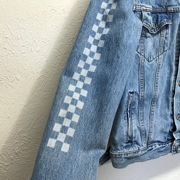 Levi's Trucker Jacket Size L Motocross Printed Sleeve Blue Denim - Picture 4 of 9